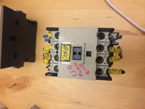 MOELLER DIL00M-G-10 SCHÜTZ 24VDC - Bild 1 von 3