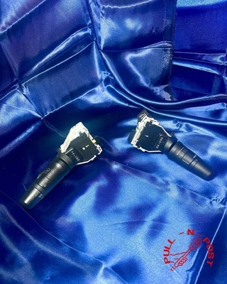 2003 - 2006 Infiniti G35 Coupe Window Wiper & Blinker Switch Set OEM - Image 1 of 3