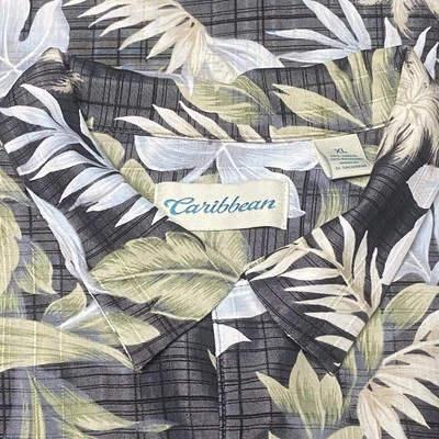 Caribbean Short Sleeve Shirt Men XL Green White Floral Hawaiian Tropical Casual - Image 1 of 4