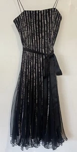 LIZ JORDAN Dress Womens Size 14 Black & White Crinkle Fit & Flare Lined Evening - Picture 1 of 10