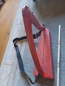Happy Harp - Kleine Harfe für die Arbeit in der Musiktherapie oder einfach so - Bild 1 von 8