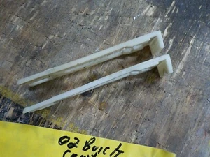 2002 buick century head light retainer clips clip right left 575b 1 b1odd   - Picture 1 of 10