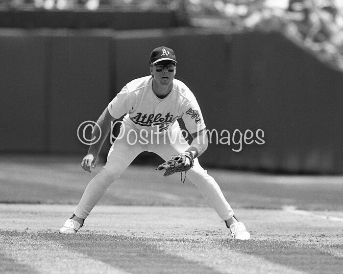 Mark McGwire, Oakland A's B&W 8x10 foto sin firmar #3, (Vol. #2) Foto 1 de 1