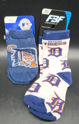 2 Pair Detroit Tigers MLB Socks Size Child 8-13 New Cover