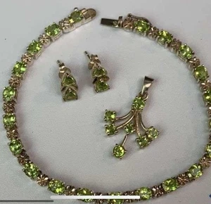 Vintage silver Bracelet Peridot and silver Earrings & Pendent peridot - Picture 1 of 4