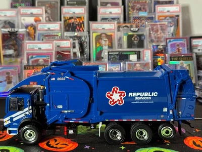 Primer 1/34 Mack Terrapro con medio paquete Heil Fel Cnrg Tm puerta trasera azul 10-4007a Foto 1 de 4