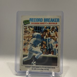 1977 Topps #231 GEORGE BRETT KC ROYALS RECORD BREAKER