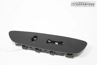 2015-2018 GMC ACADIA FRONT LEFT SIDE SEAT ADJUSTMENT SWITCH BEZEL COVER TRIM OEM - Image 1 of 4
