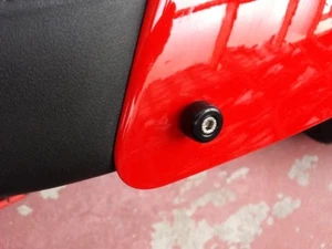 Triumph Thruxton - Seat Hump Bolts Large - Picture 1 of 3