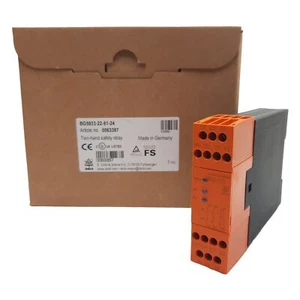 Dold BG5933-22-61-24 Two-Hand Safety Relay 2-Channel 2NO/1NC 24VDC In 250VAC Out - Picture 1 of 8
