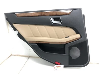 2010-2013 MERCEDES BENZ E550 PAINEL INTERNO TRASEIRO ESQUERDO DO MOTORISTA FABRICANTE DE EQUIPAMENTO ORIGINAL. - Imagem 1 de 4