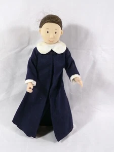 Madeline Eden 10 Zoll Puppe beweglich Miss Clavel Lehrerin Vintage fehlender Hut - Bild 1 von 8