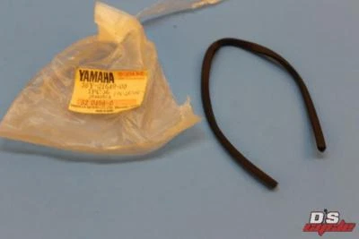 NOS YAMAHA FJ1100 FJ1200 MOLDE 2 PIEZAS# 36Y-21649-00-00 Foto 1 de 4