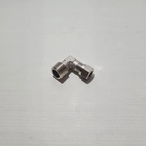 Gomito di riempimento 8mm 90 per serbatoi GPL 4 fori/valvole - Foto 1 di 2