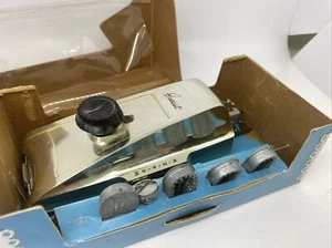 Accesorio de puntada de máquina de coser vintage Greist automático con ojal - Imagen 1 de 5