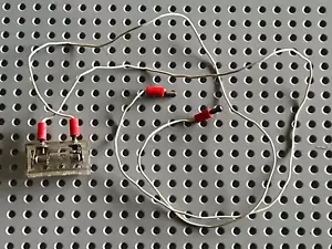Brique lumineuse LEGO VINTAGE Electric Light Brick x456c01 + Bulb x456a + Wire - Bild 1 von 1