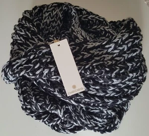 PIECES Schal Damen Grobstrick Loop schwarz 38x140 cm Neu mit Etikett OVP € 19,95 - Bild 1 von 4