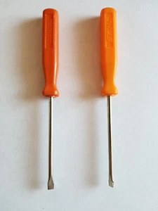 2X STIHL SCHRAUBENDREHER FÜR VERGASEREINSTELLUNG - HANDLICH UND NEU - MODELL 8902305 - Bild 1 von 3