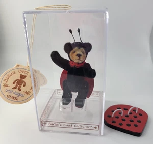 Collezione Gund Bartons Creek Kelli Kilby Ltd. Ed.  "Ladybug" 2,5" Orso Nero FS - Foto 1 di 8