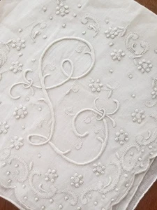 Vtg Monogram Initial Letter " L " Madeira Hankie Wedding Heirloom 14x14 - Picture 1 of 5