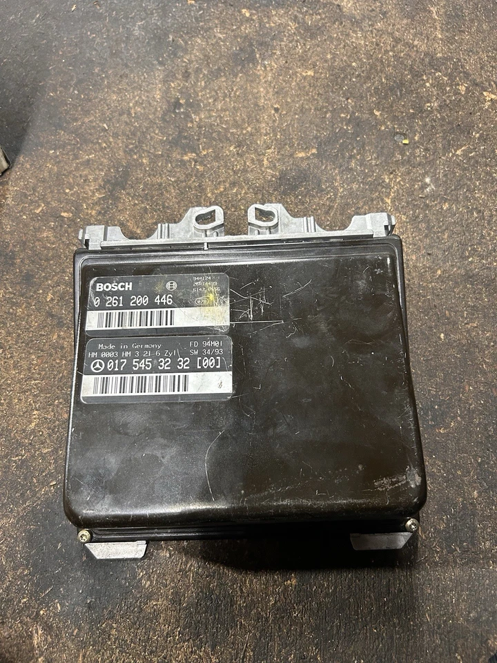 Unidad de control del motor Mercedes Benz W124 E320 300E 300CE 0175453232 ECU 0261200446 Foto 1 de 3