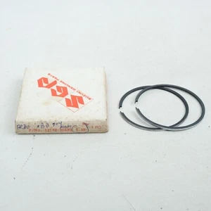 Anillos de pistón originales Suzuki TS100 TC100 DS80 GT185 RM80 SISTEMA OPERATIVO 0,50 NOS - Imagen 1 de 3