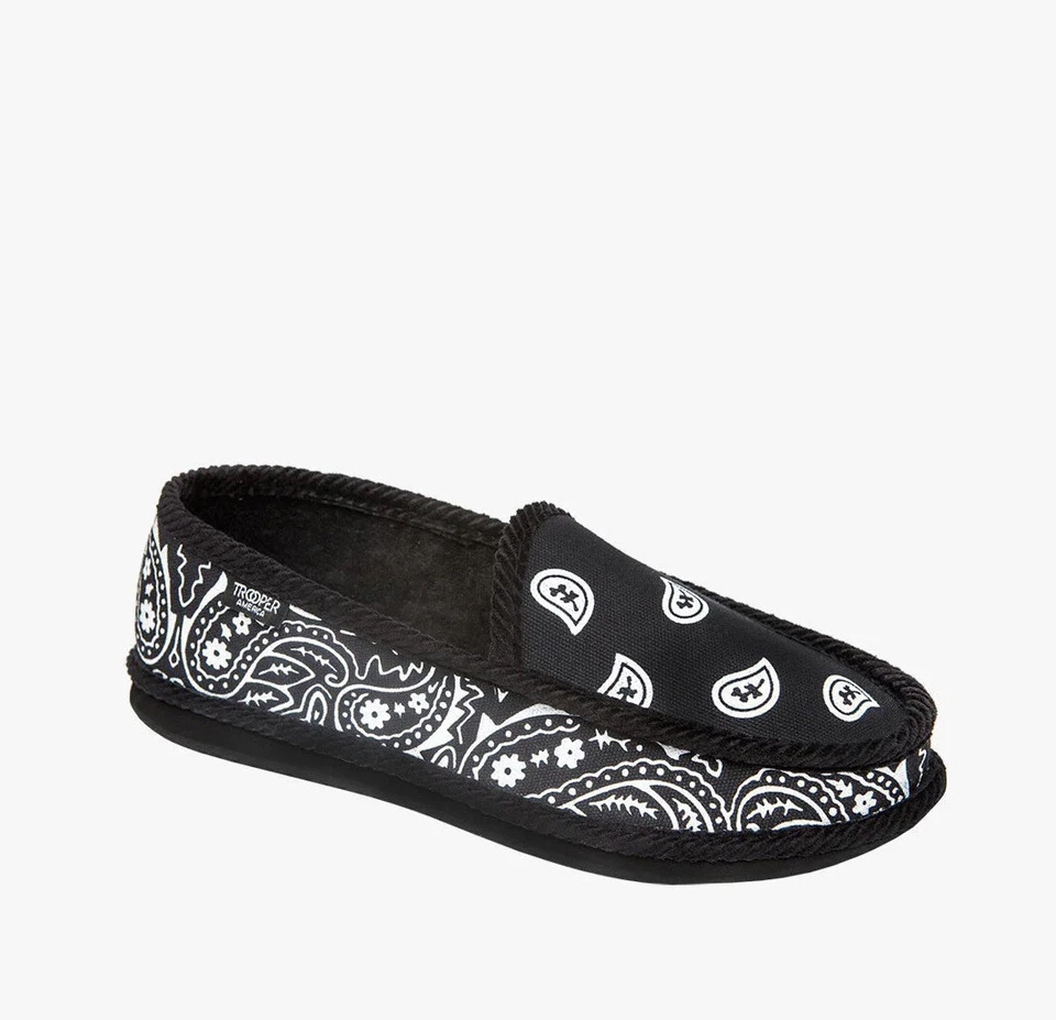 NEW BANDANA PAISLEY CORDUROY HOUSE SHOES MEN WOMEN UNISEX TROOPER AMERICA - Image 1 of 1