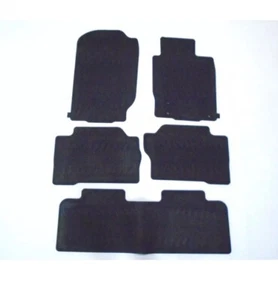Set tappetini in gomma originali Mitsubishi Shogun Sport 2018 in poi MZ331000 usati - Foto 1 di 6