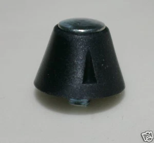 METAL Replacement screw in cleats .5 inch [1/2''] Black Pk of 7/Studs/Football - Picture 1 of 4