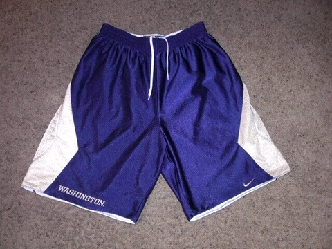 WASHINGTON HUSKIES Nike athletic Shorts men's Medium Cover