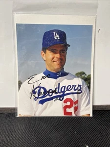 Eric Karros Autograph Poster - Picture 1 of 1