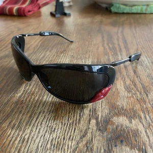 Vintage Y2K Vivienne Westwood Sonnenbrille rote Lippen schwarz - Bild 1 von 10