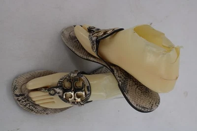 Sandalias para mujer Tory Burch Miller talla 8,5 M piel de serpiente estampadas de serpiente doradas Foto 1 de 4