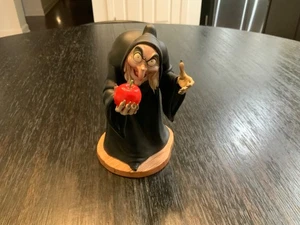 WDCC "Take the apple, dearie." Schneewittchen Hexe. 1995-1996 Event Skulptur COA - Bild 1 von 9