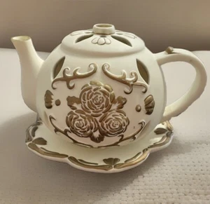PARTYLITE✨ROSES TEA POT AND SAUCER TEALIGHT CANDLE HOLDER IVORY GOLD TRIM 2 PC - Picture 1 of 8