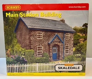 Hornby Skaledale R8628 "Main Station Building" OO Gauge Model Building Boxed. - Picture 1 of 10