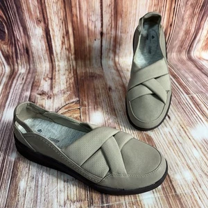 Clarks Cloudsteppers SILLIAN STAR Womens Size 7 Slip On Loafers Shoes Flats - Picture 1 of 10