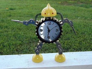 Large Robot Gear Alarm Clock With Alligator Clips Hands USA Stocked & Shipped - Picture 1 of 20