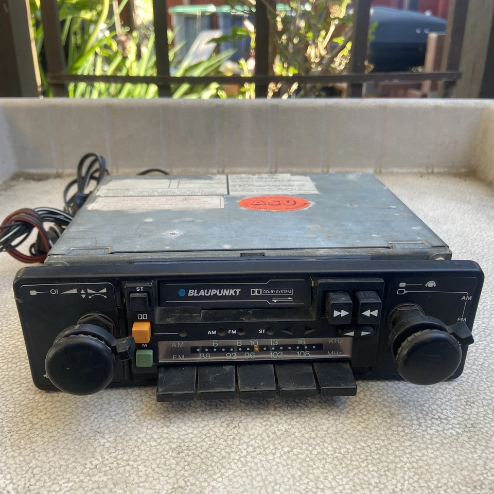Blaupunkt  CR-2001 Radio Porsche 911, Porsche 944, Other 1978-1980 - Untested - Image 1 of 4