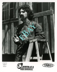 Original Troma "Kannibale! The Musical" 1993 8x10 B&W Trey Parker South Park - Bild 1 von 3