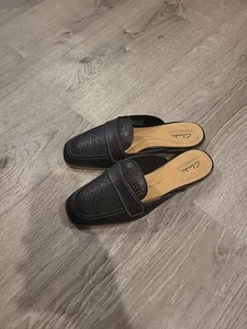 Clarks Collection Perforated Leather Mules Lyrical Rose Black - Picture 1 of 5