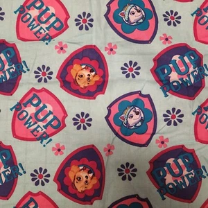 Stoff Paw Patrol 34"" x 23"" Baumwollrest Hunde Welpen Welpe Power Flowers - Bild 1 von 7