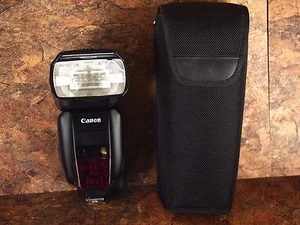 Canon Speedlite 600EX-RT Shoe Mount Flash - Excellent - Picture 1 of 5