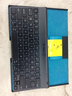 Logitech Y-R0034 Tablet Keyboard for iPad tablets Bluetooth keyboard - Image 1 of 4