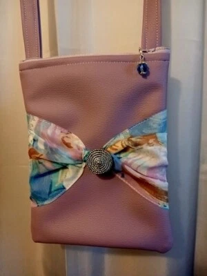 NUEVO Bolso de Lazo Pequeño Vinilo Lila Tono Joya Estampado Floral Gasa Acento Noche Foto 1 de 4