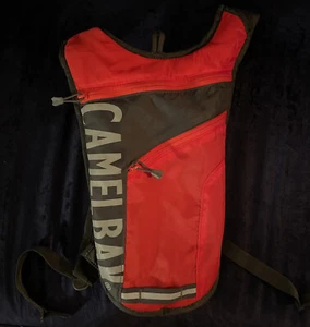 Camelbak Breaker Red 1.5L NO WATER POUCH Backpack ONLY Didn’t Fit Me… Used Once! - Picture 1 of 5
