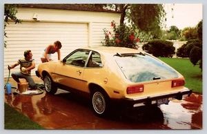 Ford 1979 Pinto 3-türiger Runabout Autowäsche Händler Canon City CO Postkarte (ELS) - Bild 1 von 2