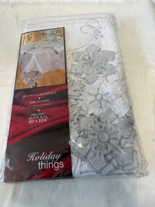 HOLIDAY THINGS SNOWFLAKE SPIRIT TABLECLOTH 60X104 WHITE W/ SILVER NEW - Picture 1 of 5