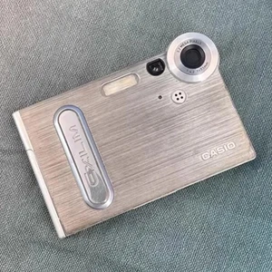 Casio Exilim EX-S3 Digital Camera 3.2 MP Slim 3.2 Megapixel CCD Sensor Silver - Picture 1 of 13
