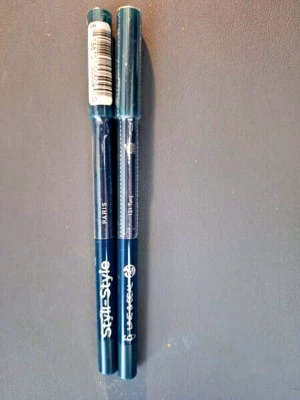 2 pack Styli-Style #131 Teal Line & Seal Semi Permanent #24 Eyeliner Pencils - Image 1 of 3